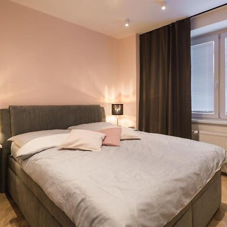Flexihome Sk - Tolsteho - Free Parking On The Street - 2 Bedrooms Кошице Экстерьер фото
