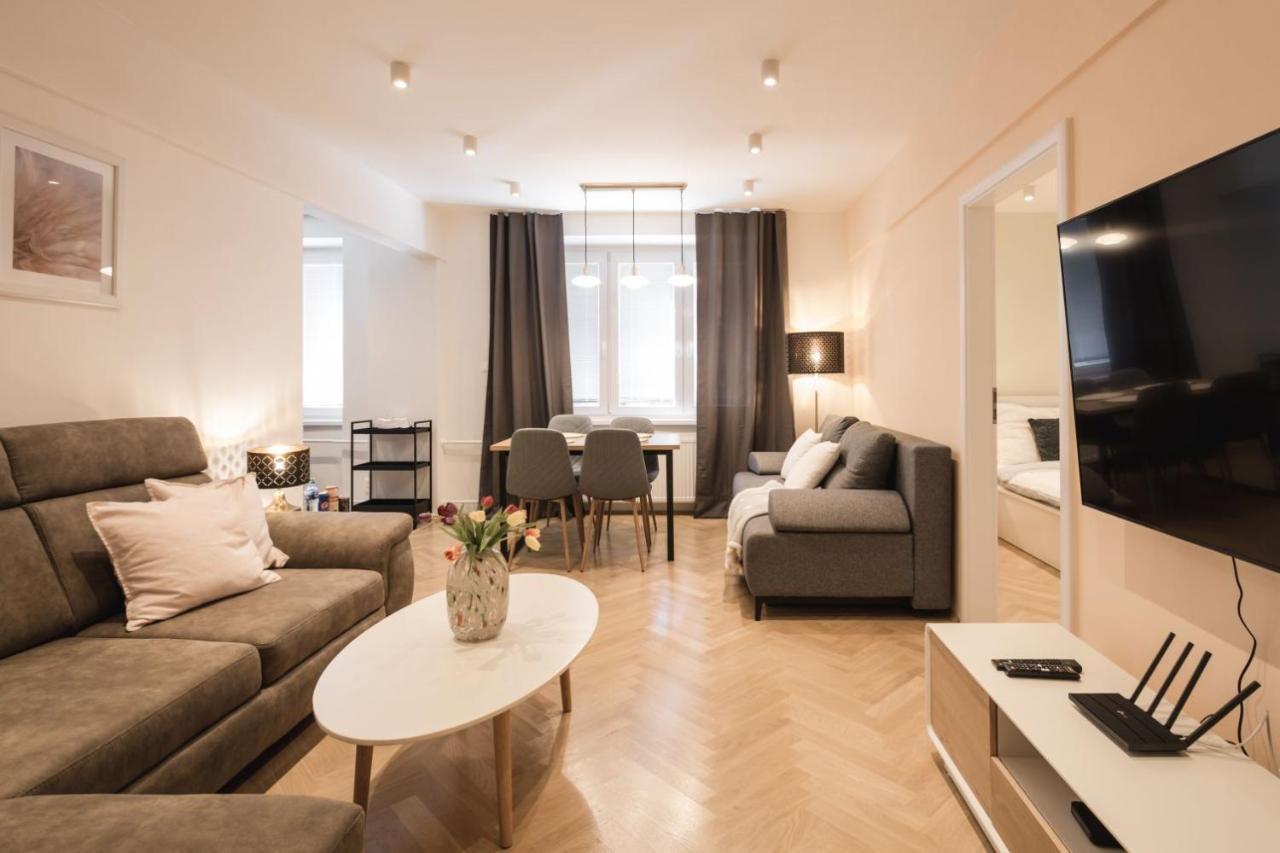 Flexihome Sk - Tolsteho - Free Parking On The Street - 2 Bedrooms Кошице Экстерьер фото