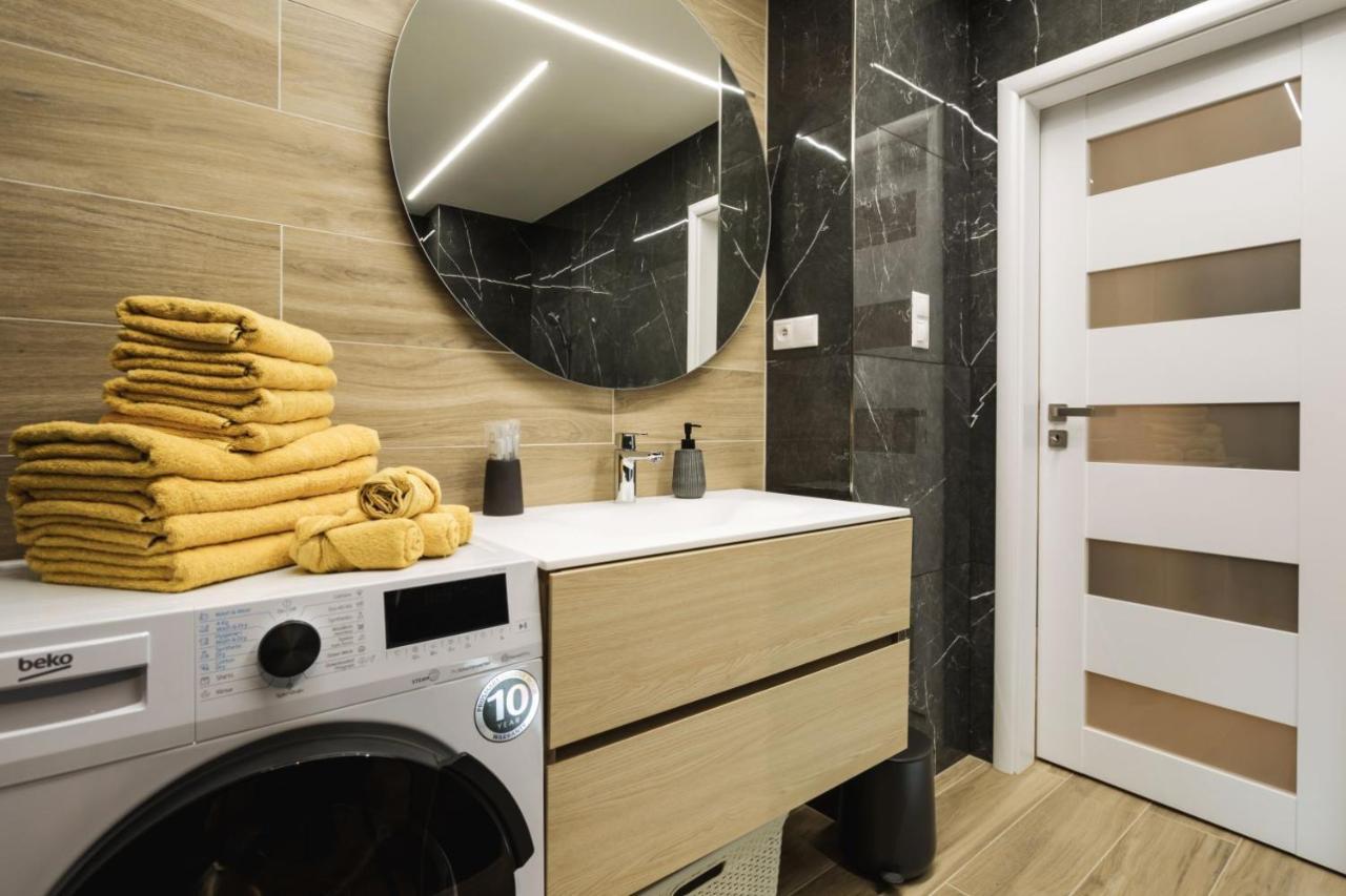 Flexihome Sk - Tolsteho - Free Parking On The Street - 2 Bedrooms Кошице Экстерьер фото
